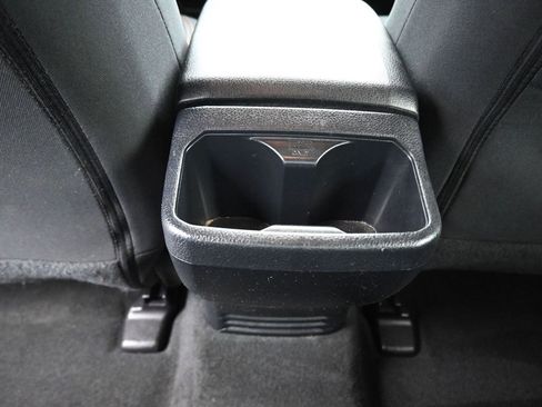 Used 2017 Toyota Tacoma SR5 image 31