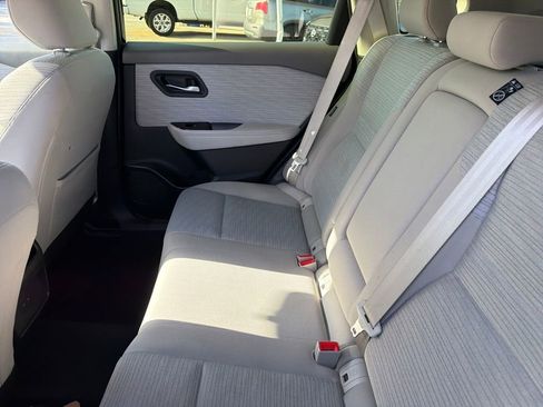 Used 2023 Nissan Rogue SV image 58