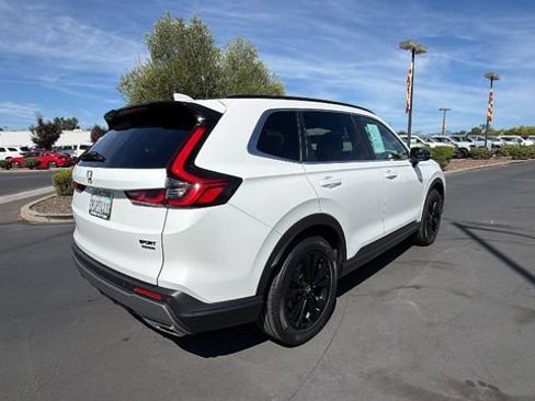 Used 2025 Honda CR-V Sport Touring image 4