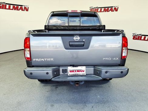 Used 2018 Nissan Frontier PRO-4X image 7