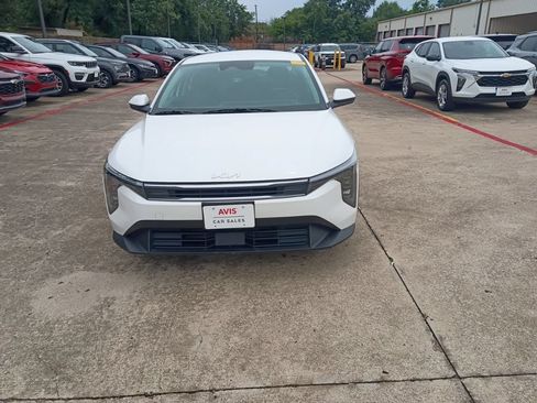 Used 2025 Kia K4 FWD image 5