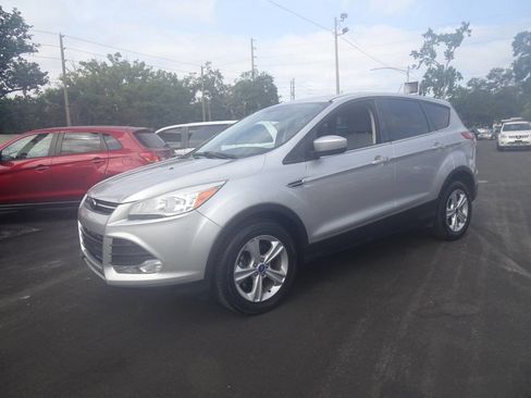 Used 2013 Ford Escape SE image 10