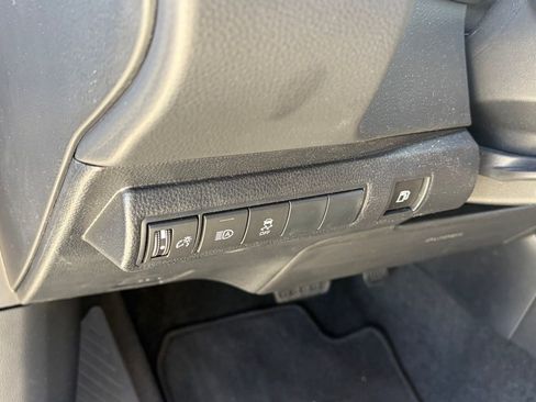Used 2026 Toyota Corolla SE AWD/4WD image 8