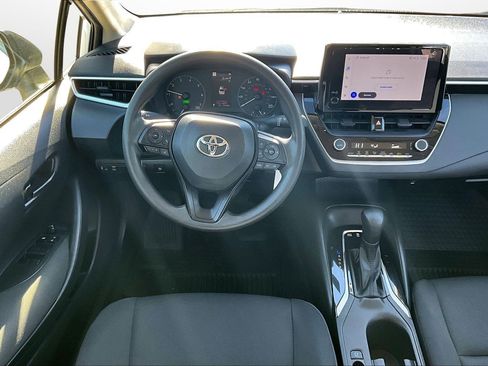 Used 2024 Toyota Corolla LE image 5