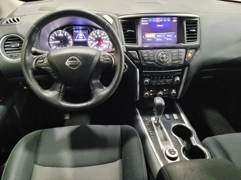 Used 2017 Nissan Pathfinder SV w/ SV Tech Package AWD/4WD image 22