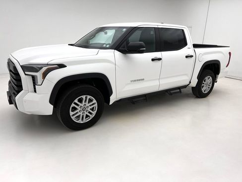 Used 2024 Toyota Tundra SR5 image 5