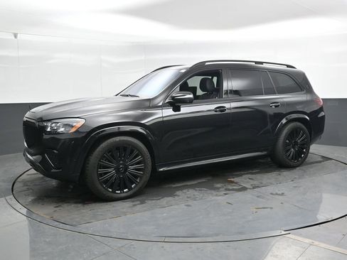 Used 2024 Mercedes-Benz Maybach GLS 600 4MATIC image 7
