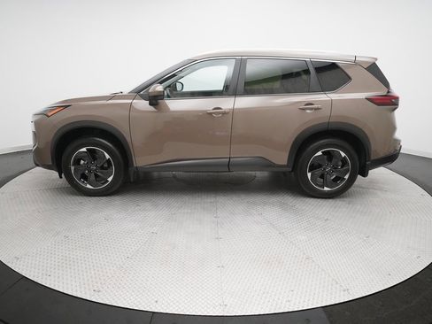 Certified 2024 Nissan Rogue SV w/ SV Premium Package image 12