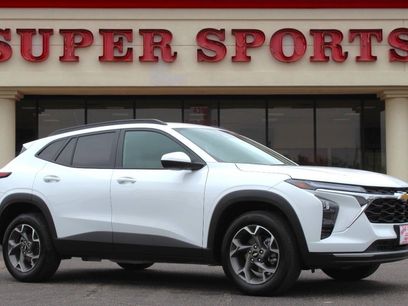 Used 2025 Chevrolet Trax LT