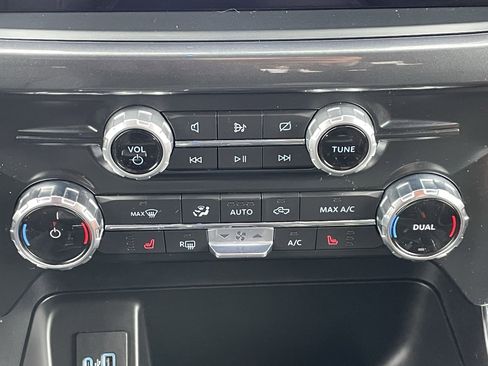 Used 2022 Ford F150 XLT w/ Equipment Group 302A High image 23