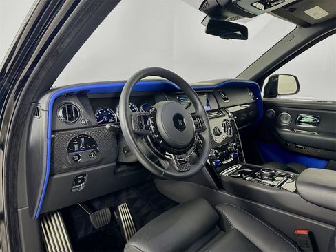 Certified 2022 Rolls-Royce Cullinan Black Badge w/ Dark Exterior Package image 11