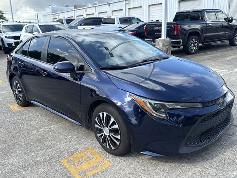 Used 2020 Toyota Corolla LE FWD image 13