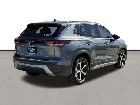 New 2026 Volkswagen Tiguan SE image 5