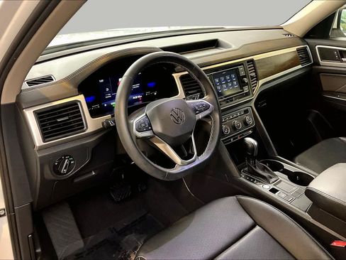 Used 2022 Volkswagen Atlas SE FWD image 17