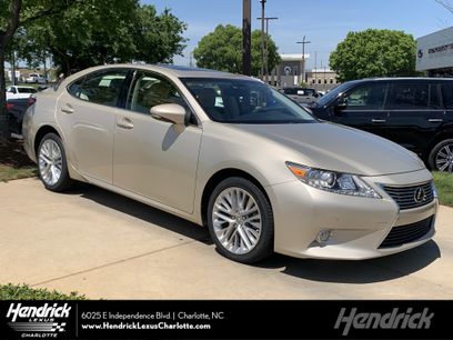 Used 2013 Lexus ES 350 w/ Luxury Pkg