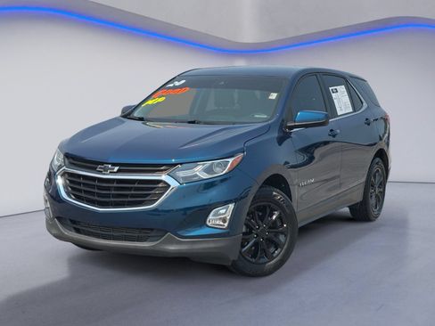 Used 2020 Chevrolet Equinox LT w/ LPO, Cargo Package FWD image 2