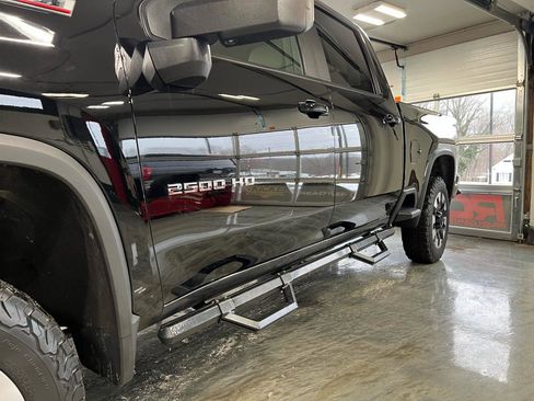 Used 2020 Chevrolet Silverado 2500 LT w/ All Star Edition image 6