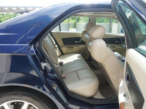 Used 2004 Cadillac CTS 3.6 w/ Preferred Equipment Group RWD image 39