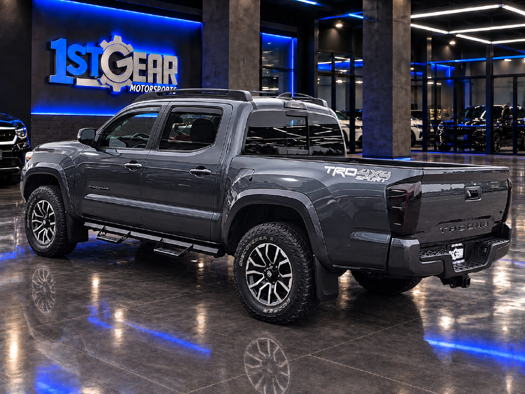Used 2021 Toyota Tacoma TRD Sport AWD/4WD image 8