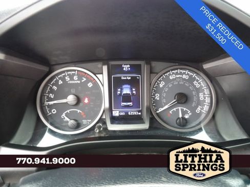 Used 2020 Toyota Tacoma TRD Off-Road image 25