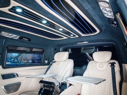 Used 2017 Mercedes-Benz Metris Passenger image 54