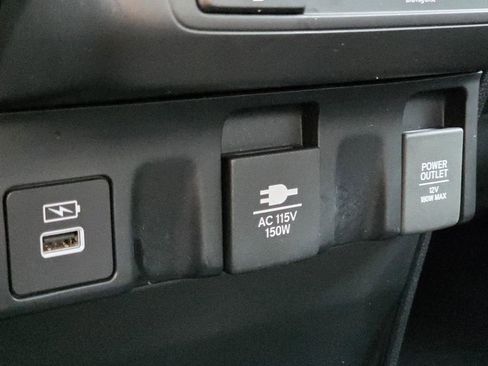 Used 2024 Honda Odyssey Elite image 17