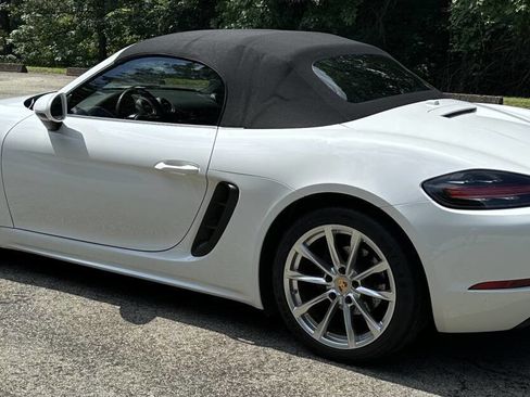 Used 2018 Porsche 718 Boxster Base 2dr Convertible image 7