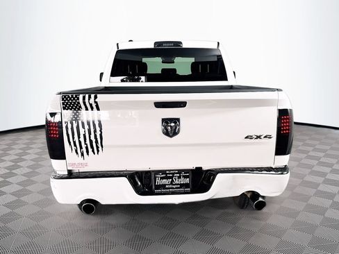 Used 2017 RAM 1500 Express AWD/4WD image 6