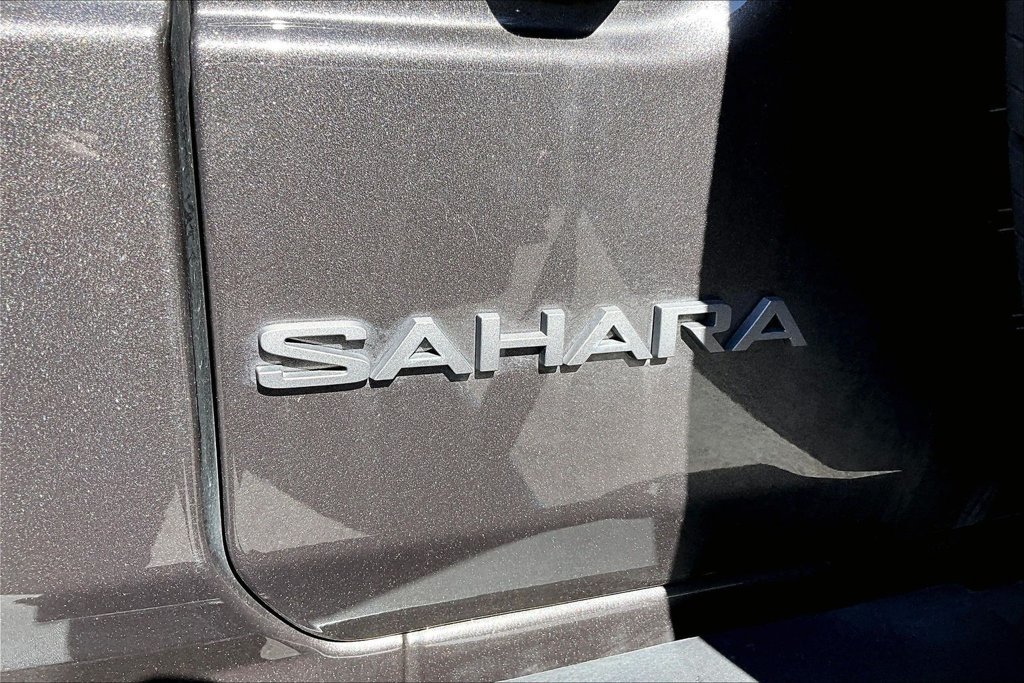 Used 2026 Jeep Wrangler Unlimited Sahara AWD/4WD image 23