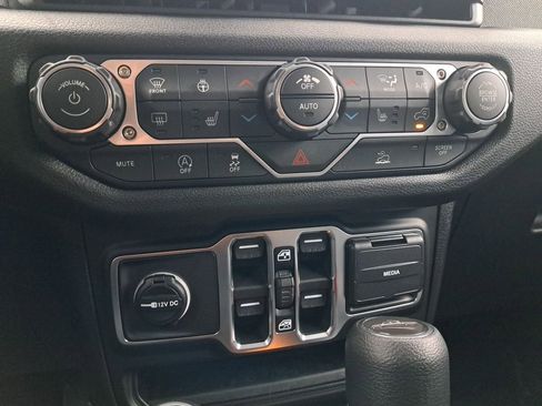 New 2026 Jeep Gladiator Sport AWD/4WD image 22