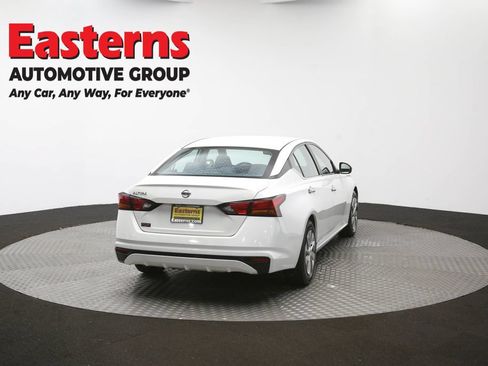 Used 2022 Nissan Altima 2.5 S FWD image 37