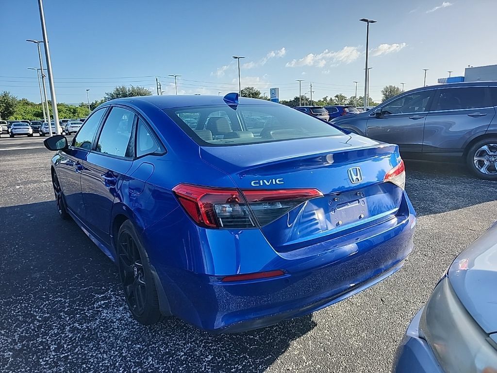 Used 2022 Honda Civic Sport image 3