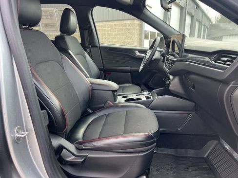 Certified 2024 Ford Escape ST-Line w/ Tech Pack #1 image 11