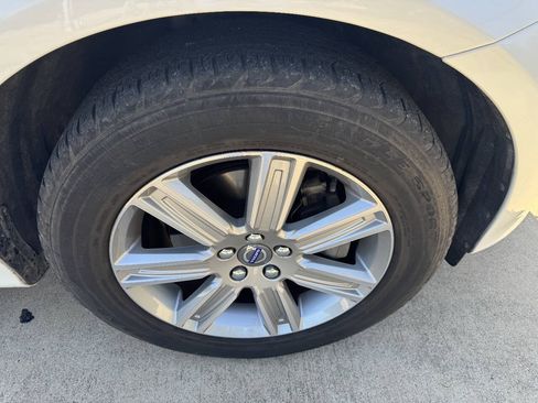 Used 2017 Volvo XC60 T5 Inscription w/ Preferred Option Package FWD image 19
