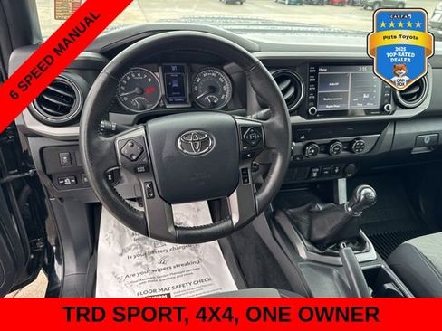 Used 2020 Toyota Tacoma TRD Sport image 17