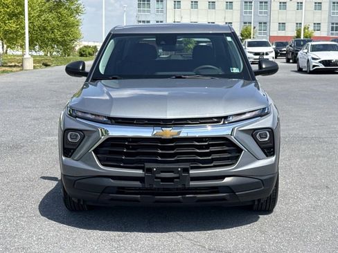 Used 2025 Chevrolet TrailBlazer LS w/ LS Confidence Package FWD image 28