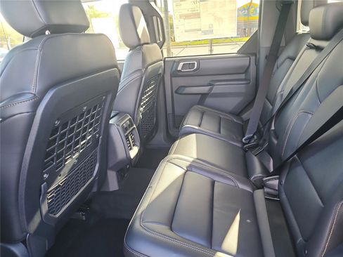 New 2026 Ford Bronco Badlands image 18