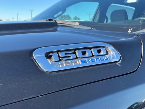 Used 2022 RAM 1500 Big Horn AWD/4WD image 30