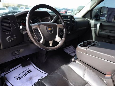 Used 2008 Chevrolet Silverado 2500 LT w/ 1LT Convenience Package AWD/4WD image 12