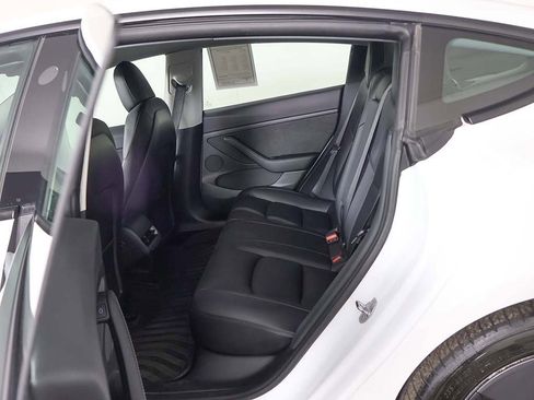 Used 2022 Tesla Model 3 Long Range image 31