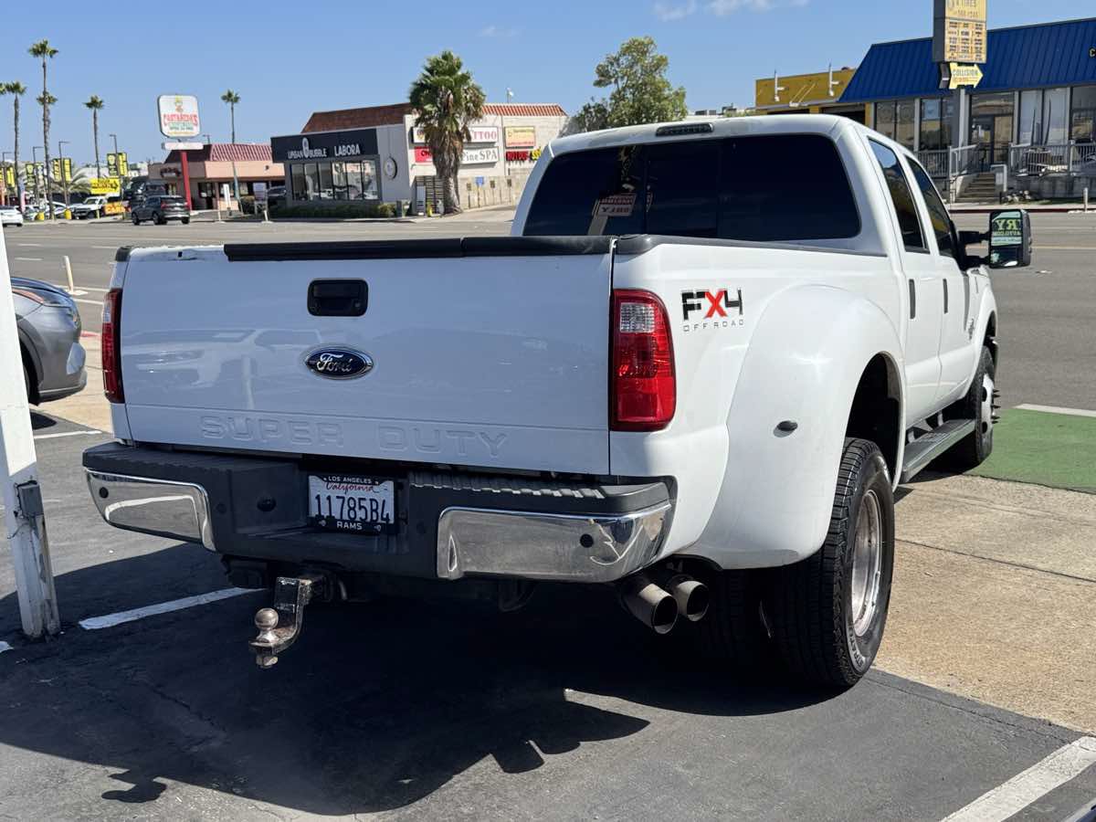 Used 2011 Ford F350 XLT w/ XLT Premium Pkg AWD/4WD image 11