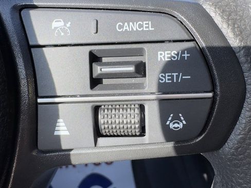 Certified 2025 Honda Accord SE image 25