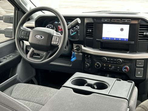 Certified 2024 Ford F250 XL image 27