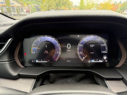 New 2025 Jeep Grand Cherokee Limited w/ Luxury Tech Group II image 16