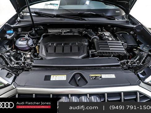 New 2025 Audi Q3 2.0T Premium image 11