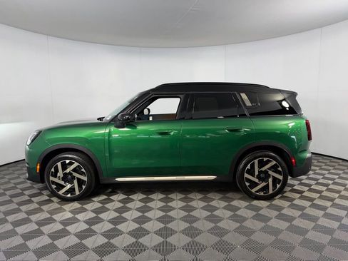 Used 2025 MINI Cooper Countryman S w/ Comfort Package Max image 9
