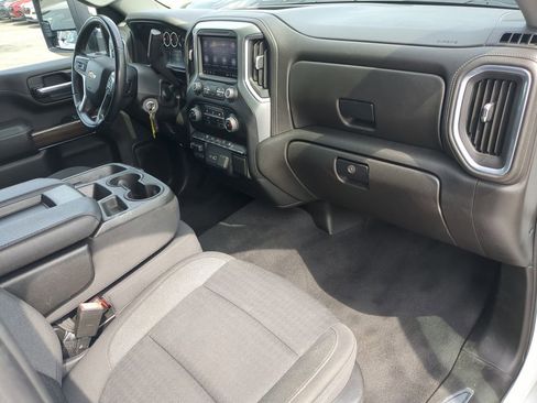 Used 2023 Chevrolet Silverado 2500 LT AWD/4WD image 12
