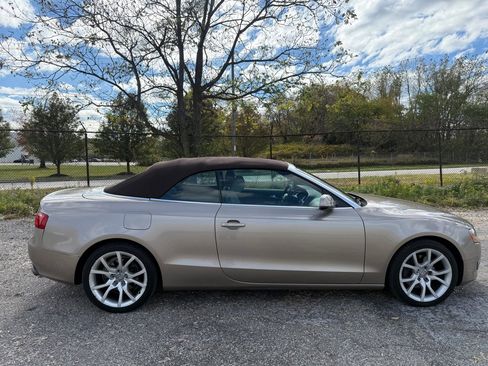 Used 2011 Audi A5 2.0T Premium image 2