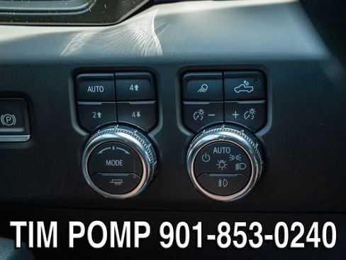 Used 2024 GMC Sierra 1500 AT4 w/ Technology Package AWD/4WD image 30