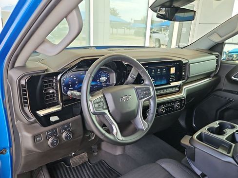 Used 2024 Chevrolet Silverado 1500 RST AWD/4WD image 10